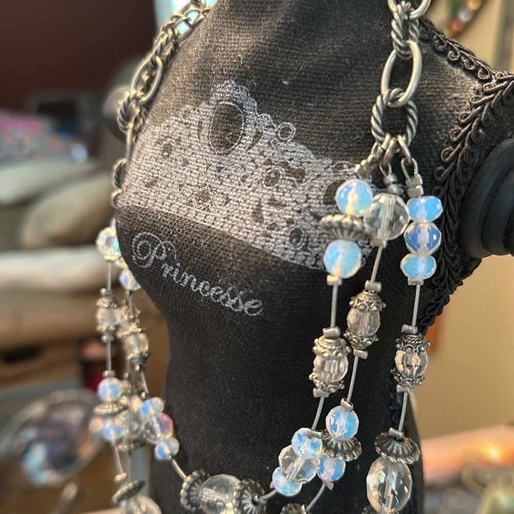 Necklace - Picture 5 of 10